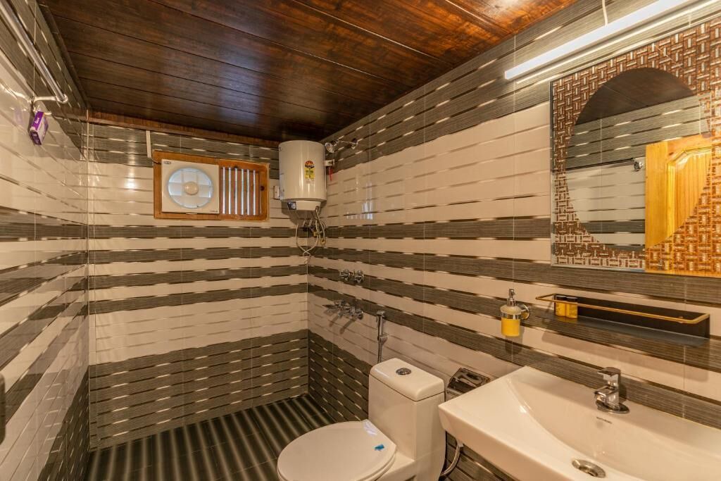 Photo of Bathroom in Kasol