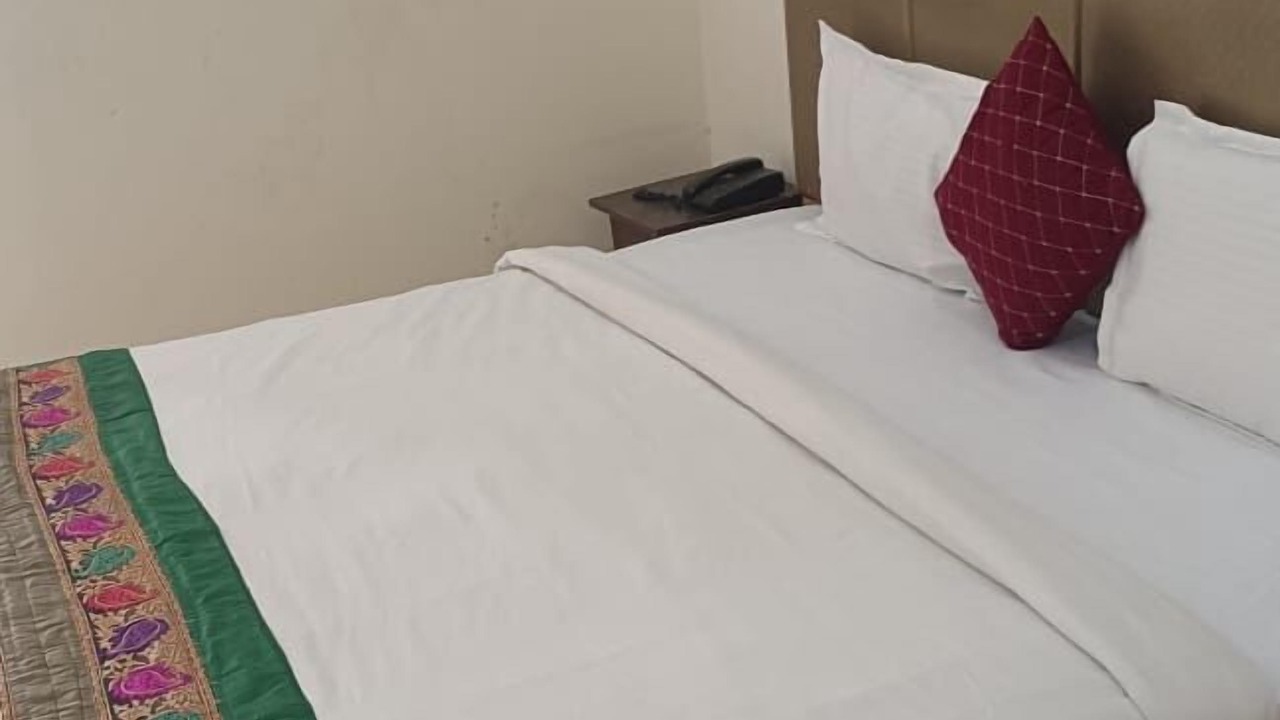 Photo of Bedroom in Mahipalpur Extension