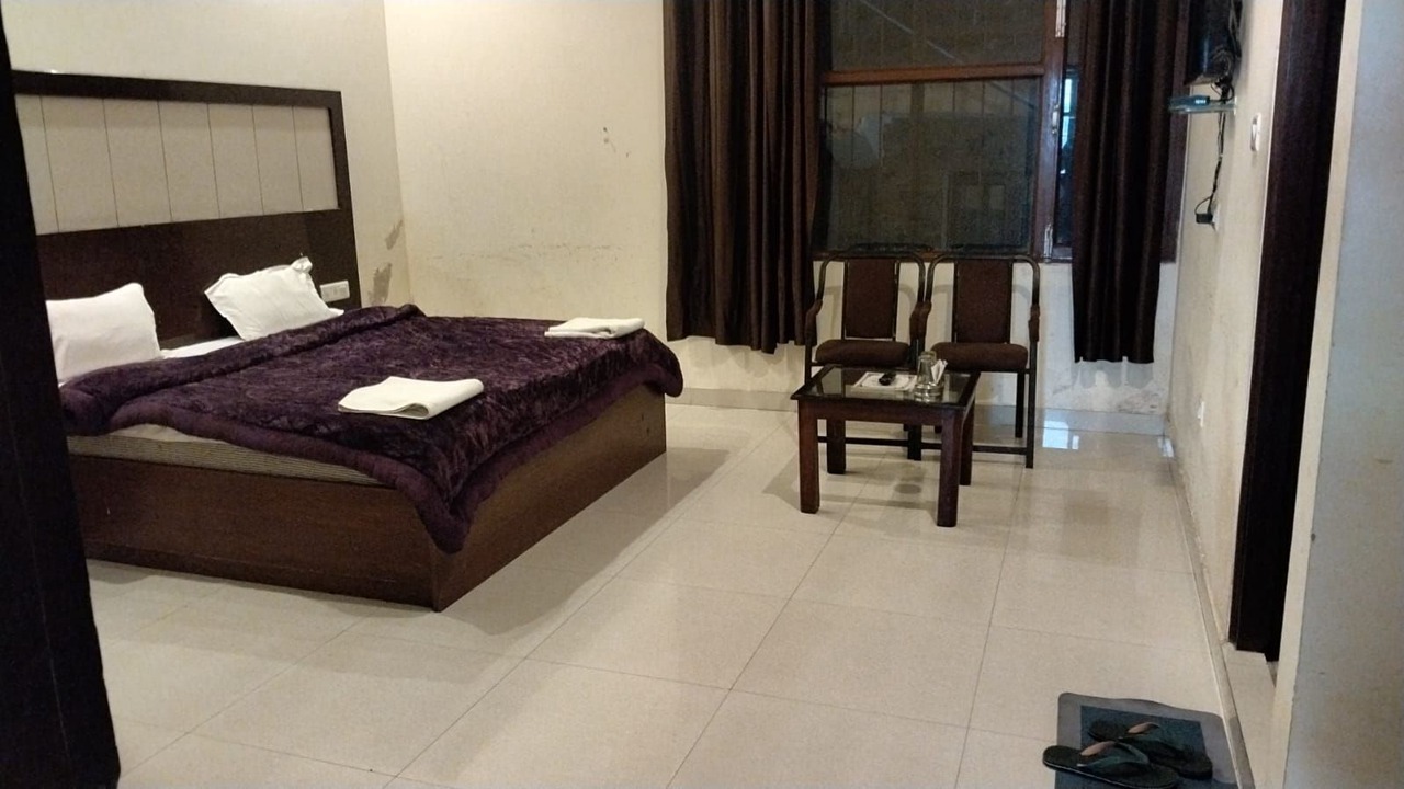 Photo of Bedroom in Palampur