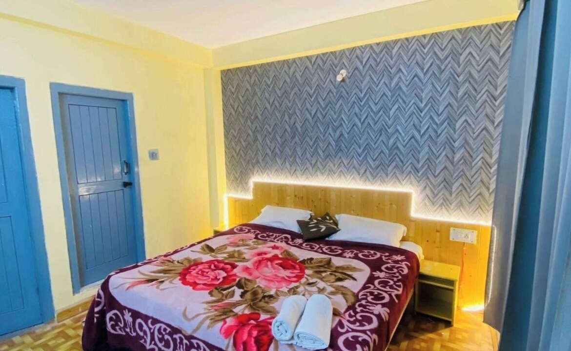 Photo of Bedroom in Kedarnath