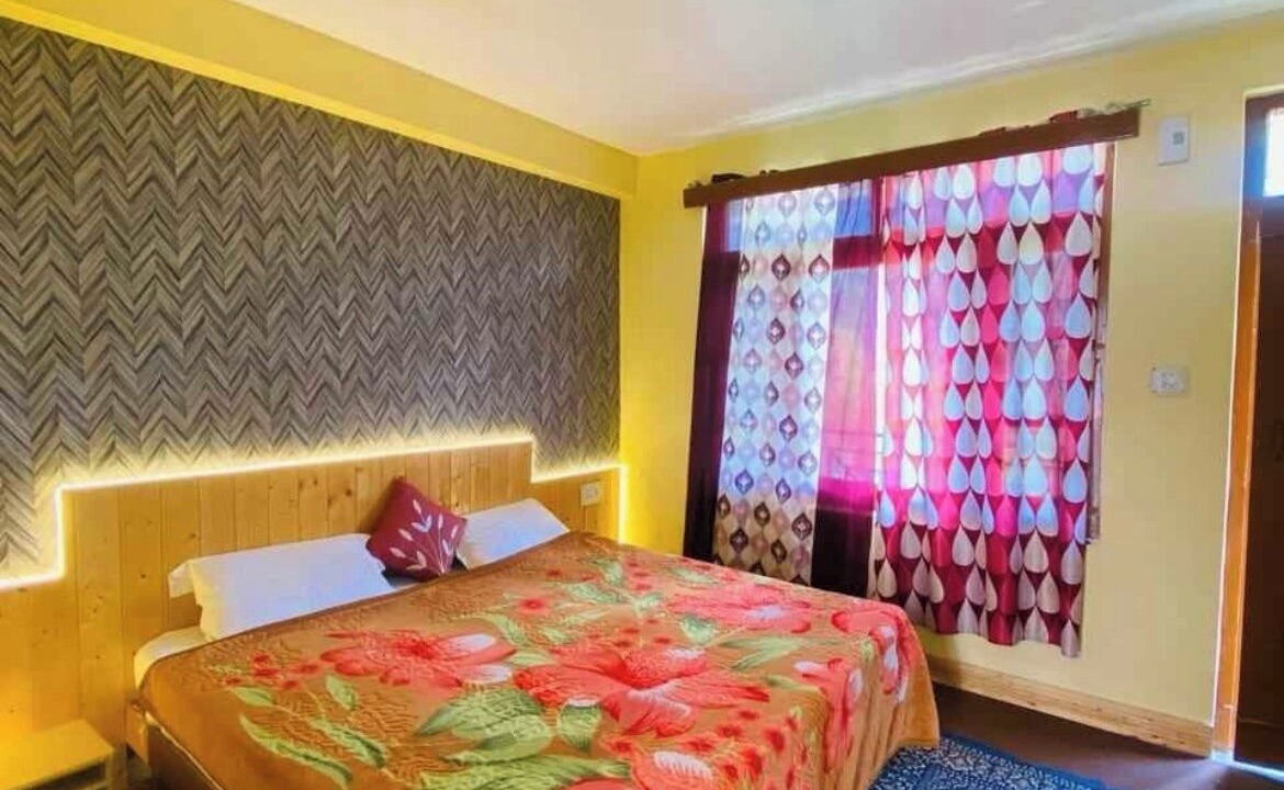 Photo of Bedroom in Kedarnath