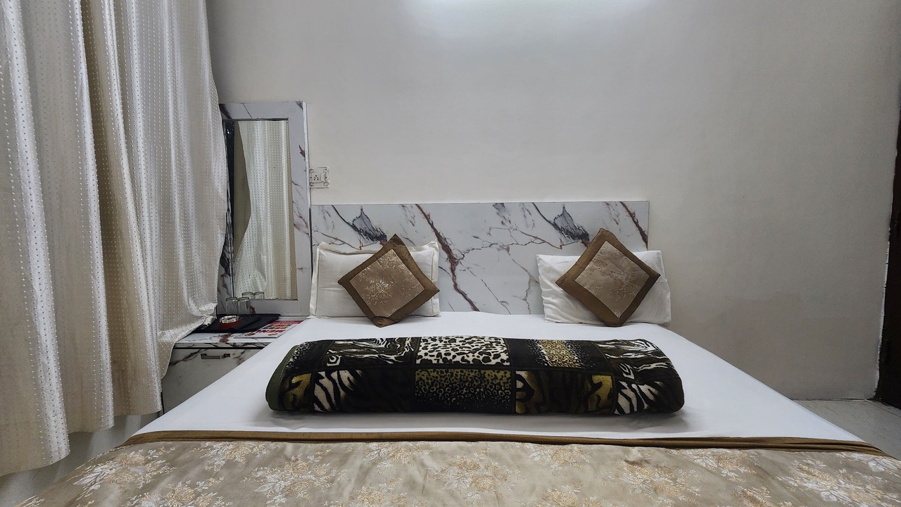 Photo of Bedroom in Jangpura