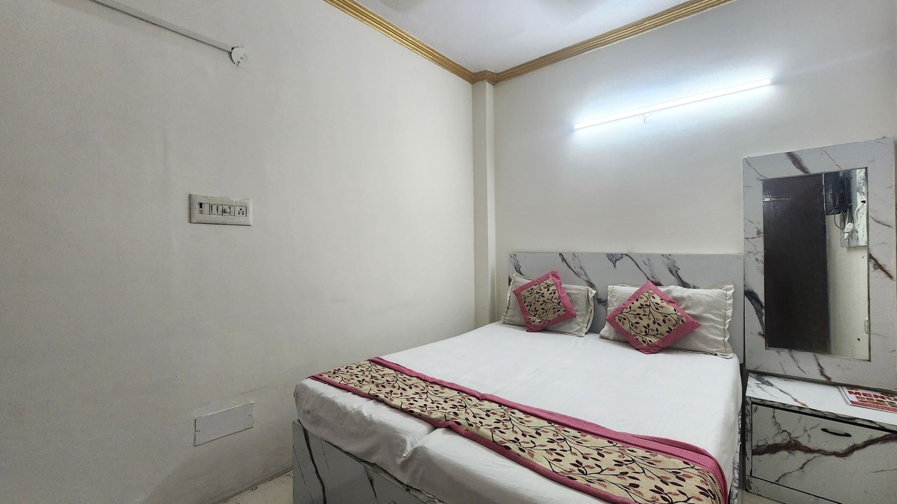 Photo of Bedroom in Jangpura