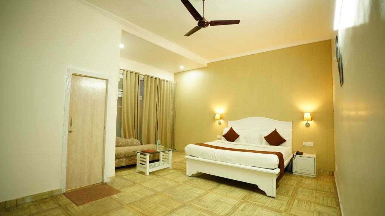 Photo of Bedroom in Kashipur