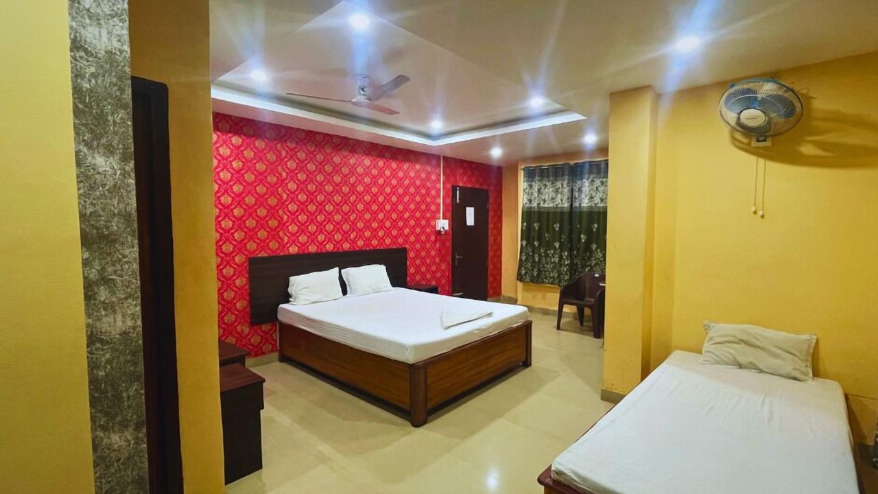 Photo of Bedroom in Sualkuchi