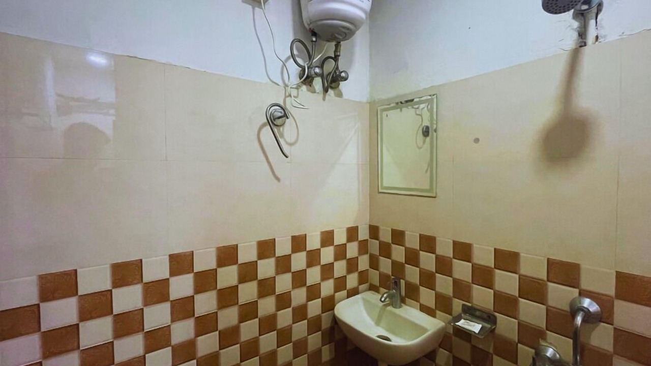Photo of Bathroom in Sualkuchi