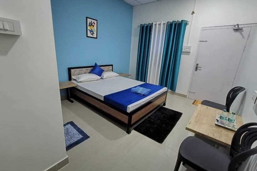 Photo of Bedroom in Sualkuchi