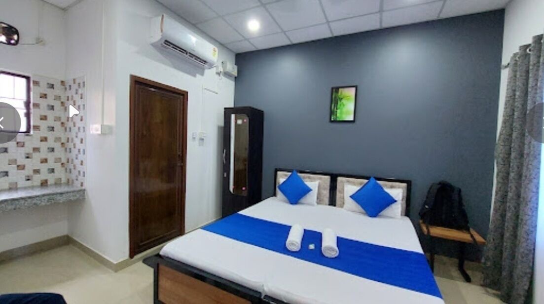 Photo of Bedroom in Sualkuchi