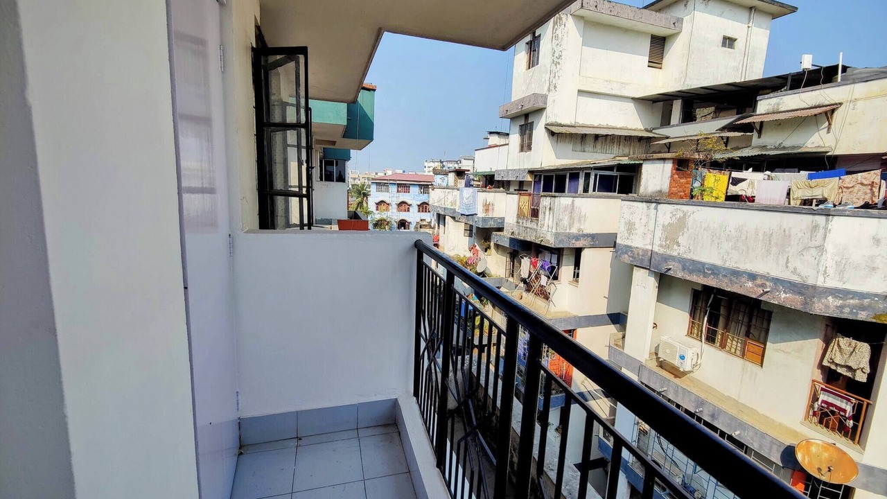 Photo of Patio Balcony in Sualkuchi