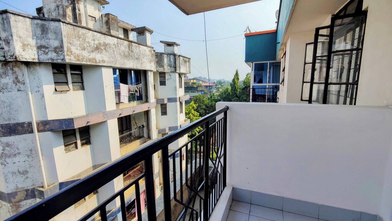 Photo of Patio Balcony in Sualkuchi