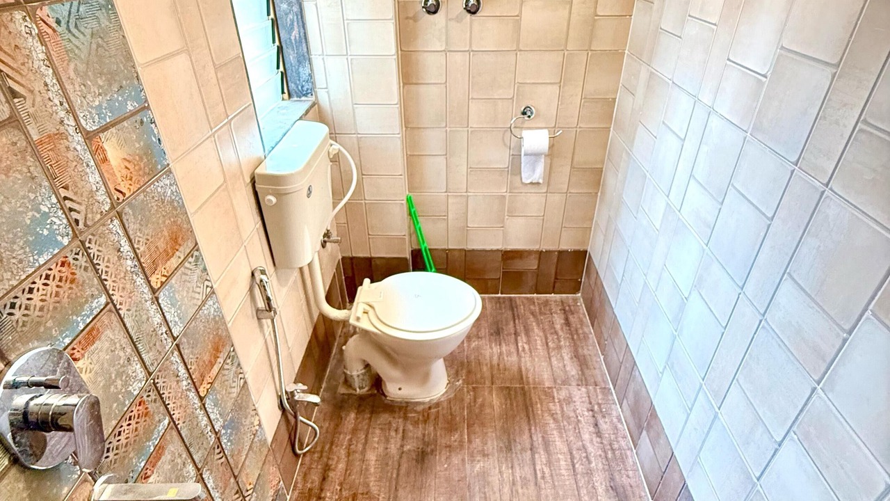 Photo of Bathroom in Devbag