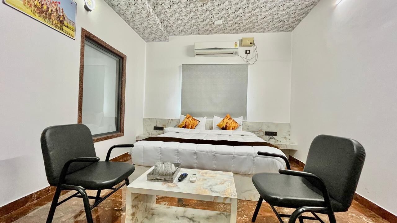 Photo of Bedroom in Mount Abu
