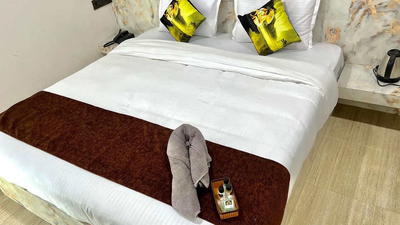 Photo of Bedroom in Mount Abu