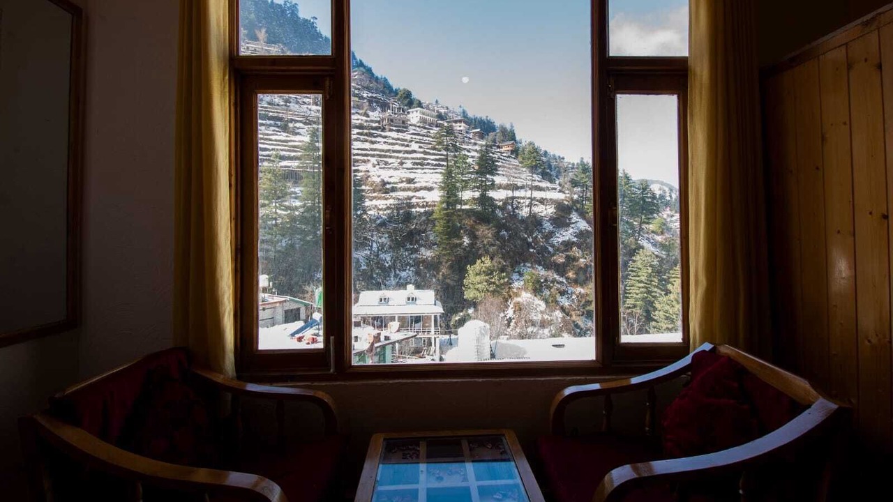 Photo of Bedroom in Jibhi