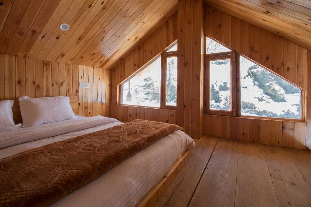 Photo of Bedroom in Jibhi