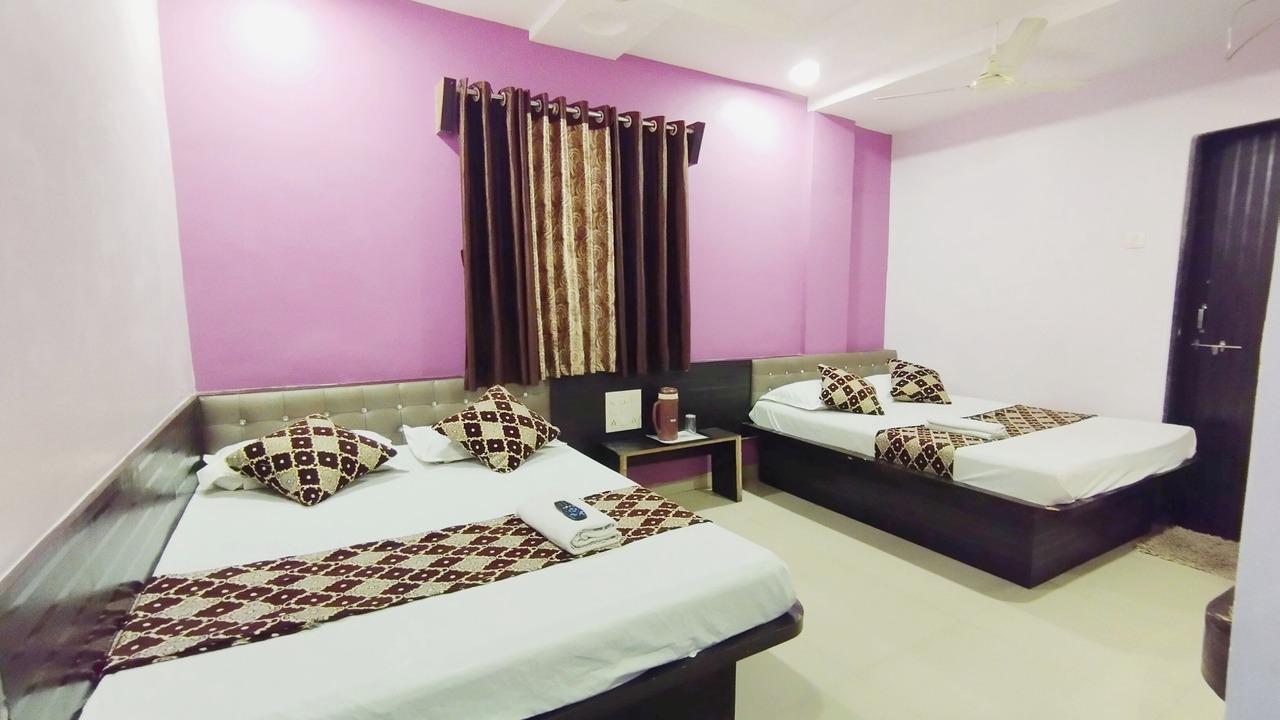 Photo of Bedroom in Shirdi