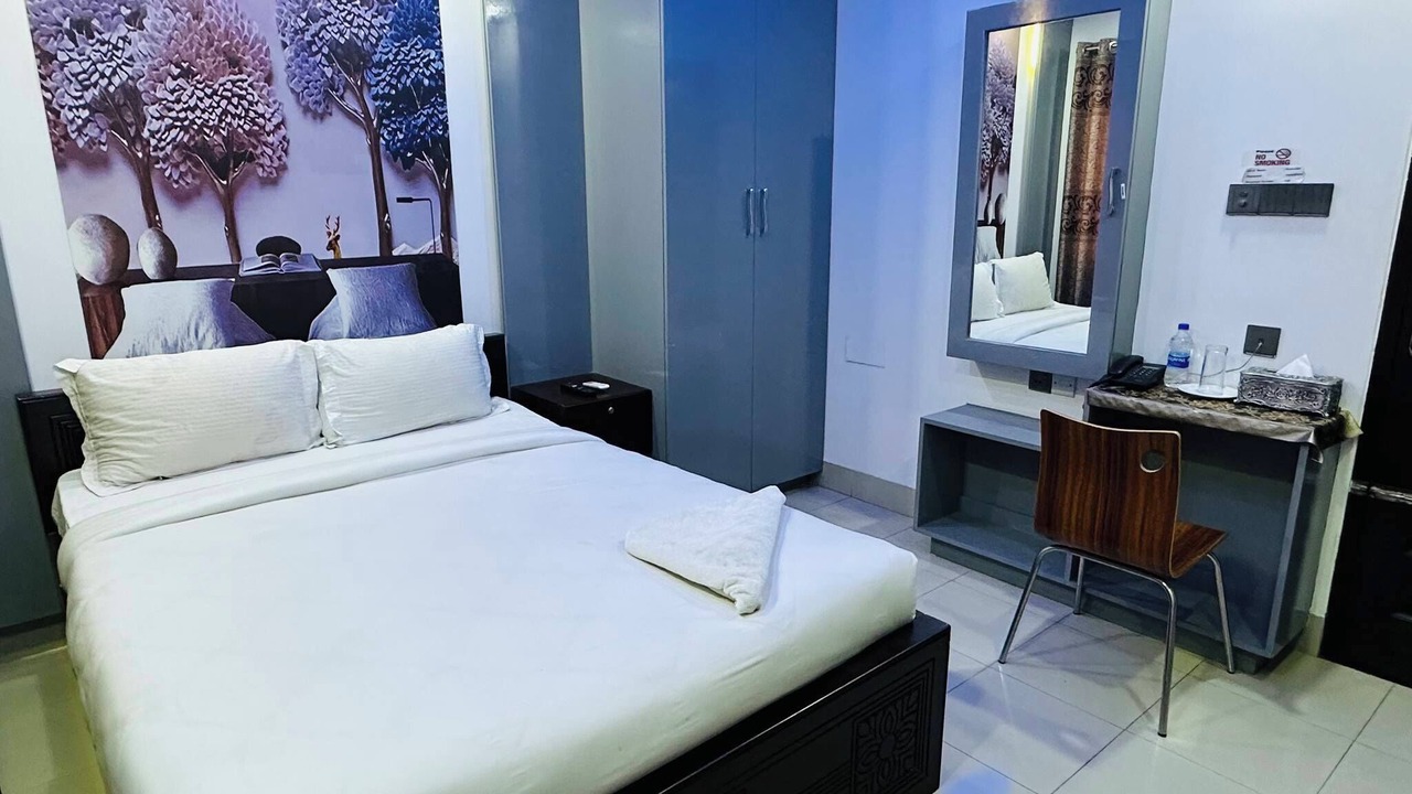 Photo of Bedroom in Ishurdi