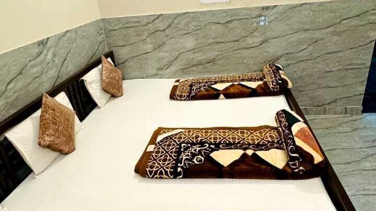 Photo of Bedroom in Mehandipur