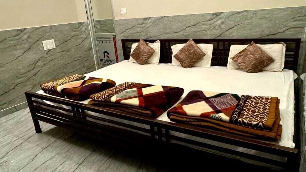 Photo of Bedroom in Mehandipur