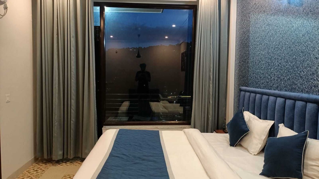Photo of Bedroom in Kumarhatti