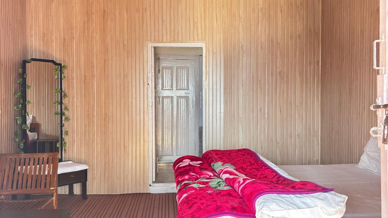 Photo of Bedroom in Manali