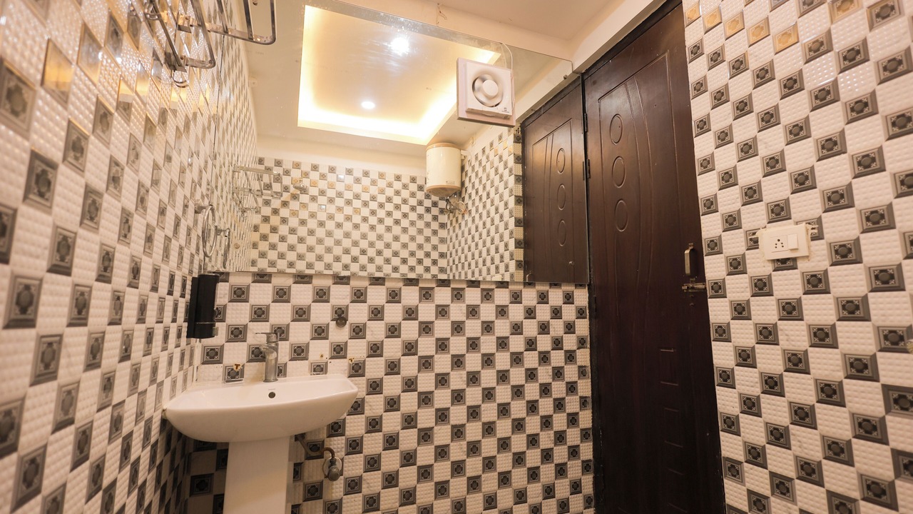 Photo of Bathroom in Vrindavan