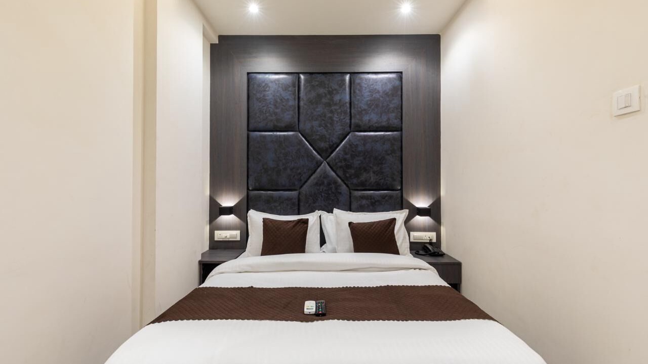 Photo of Bedroom in Borivali West