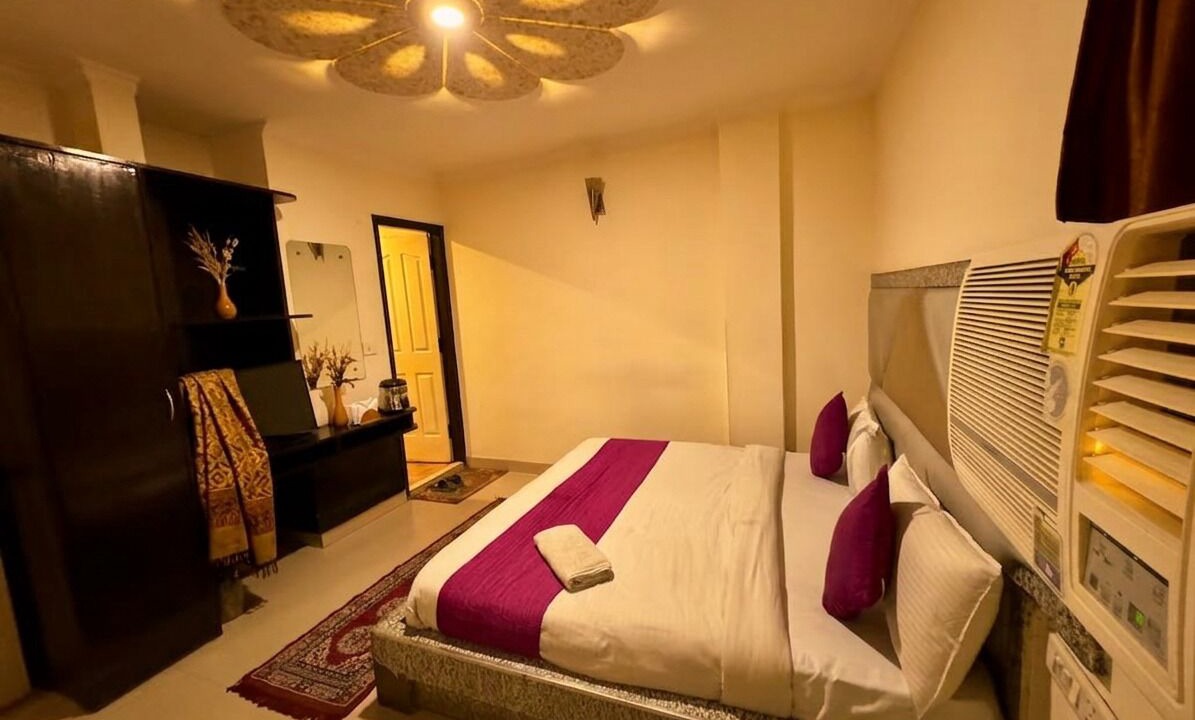 Photo of Bedroom in Mahipalpur Extension