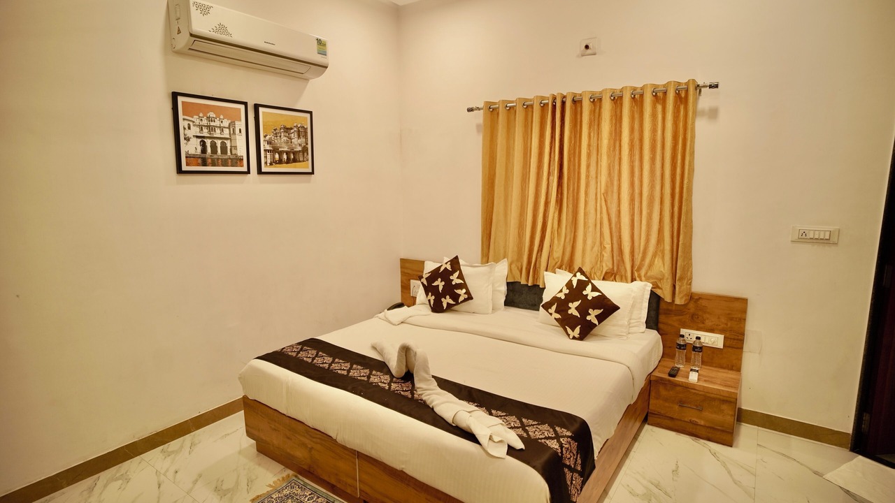 Photo of Bedroom in Shavri Colony