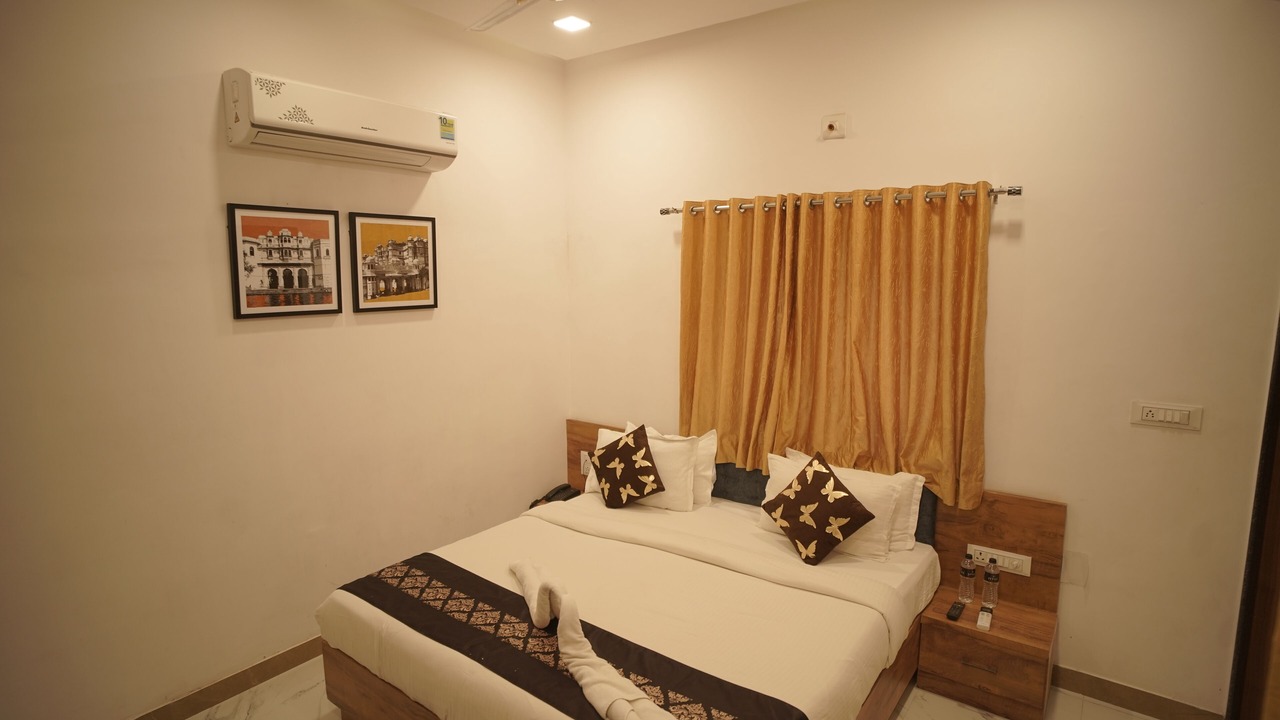 Photo of Bedroom in Shavri Colony