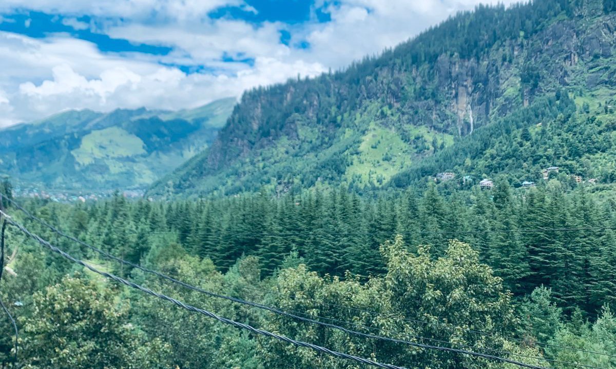 Photo of Bedroom in Manali