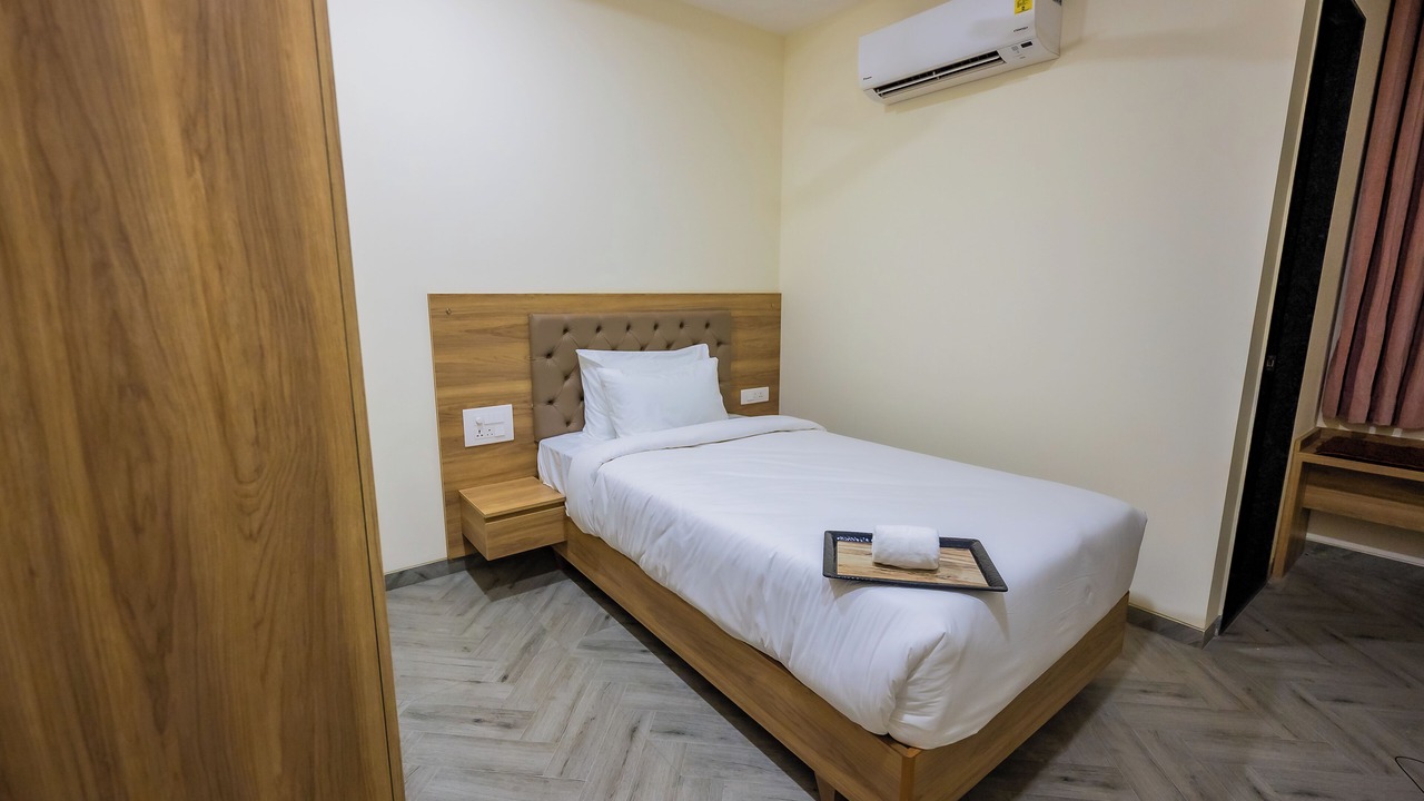 Photo of Bedroom in Bherav