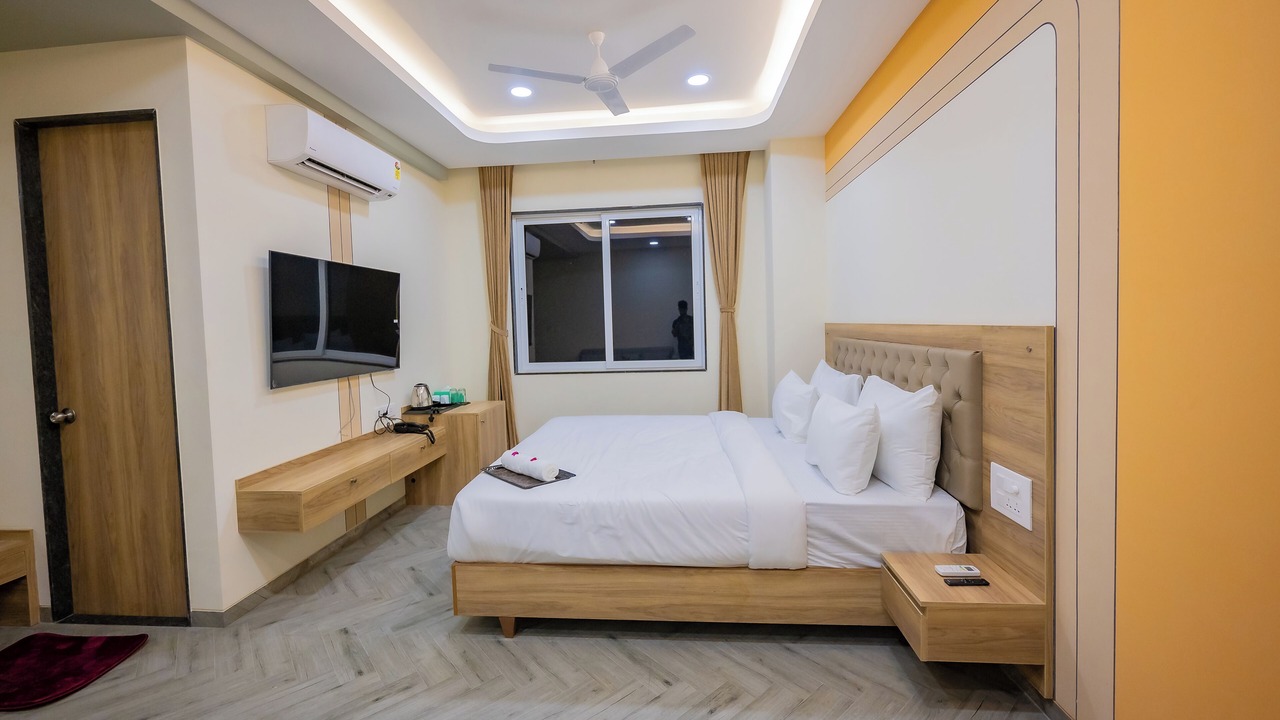 Photo of Bedroom in Bherav