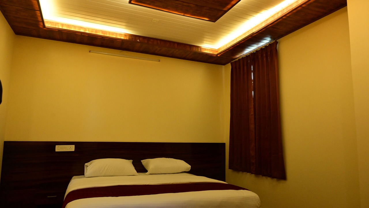 Photo of Bedroom in Virarajendrapet