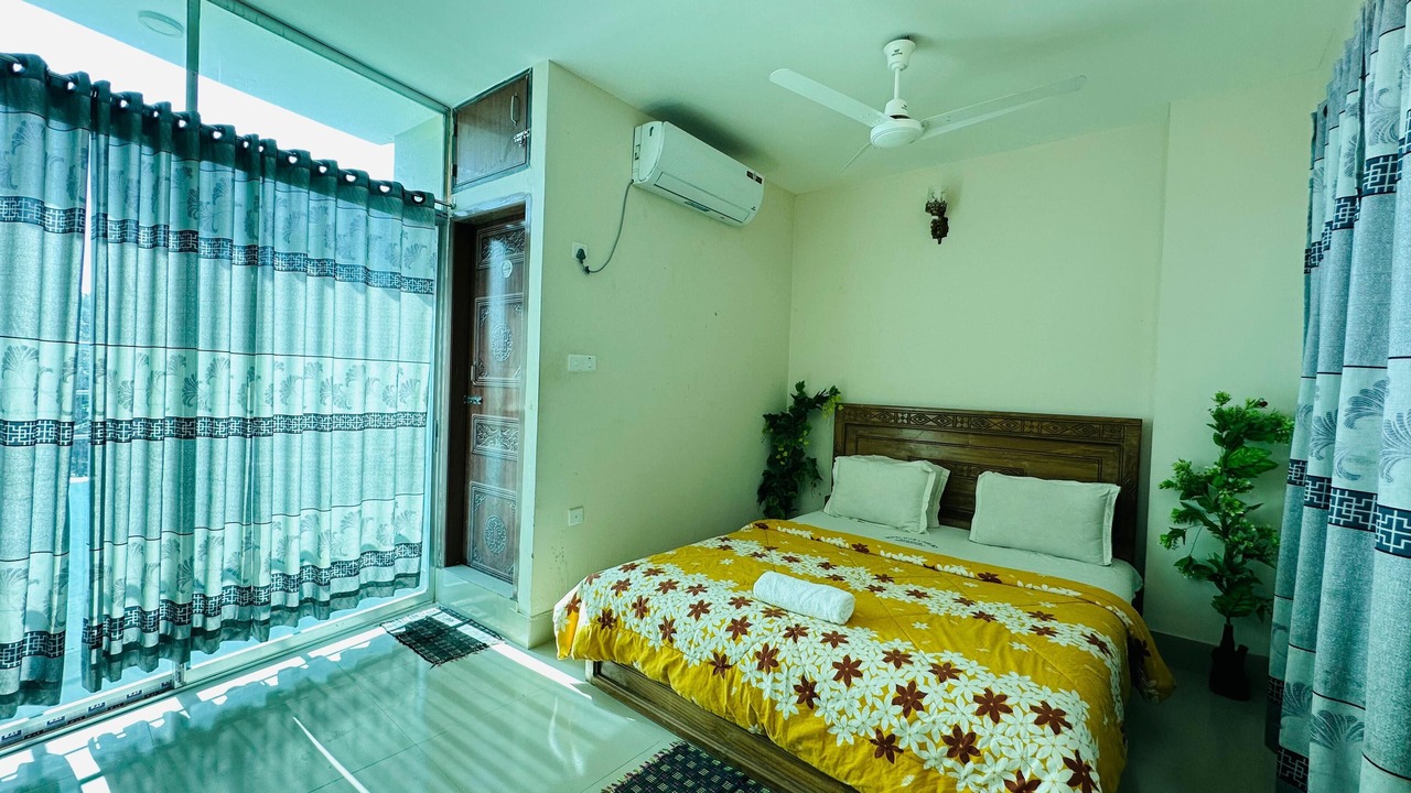 Photo of Bedroom in Latachapli