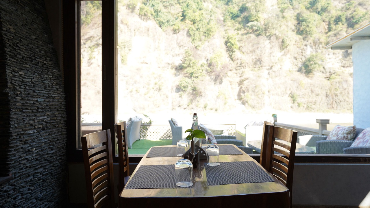 Photo of Others in Garjia