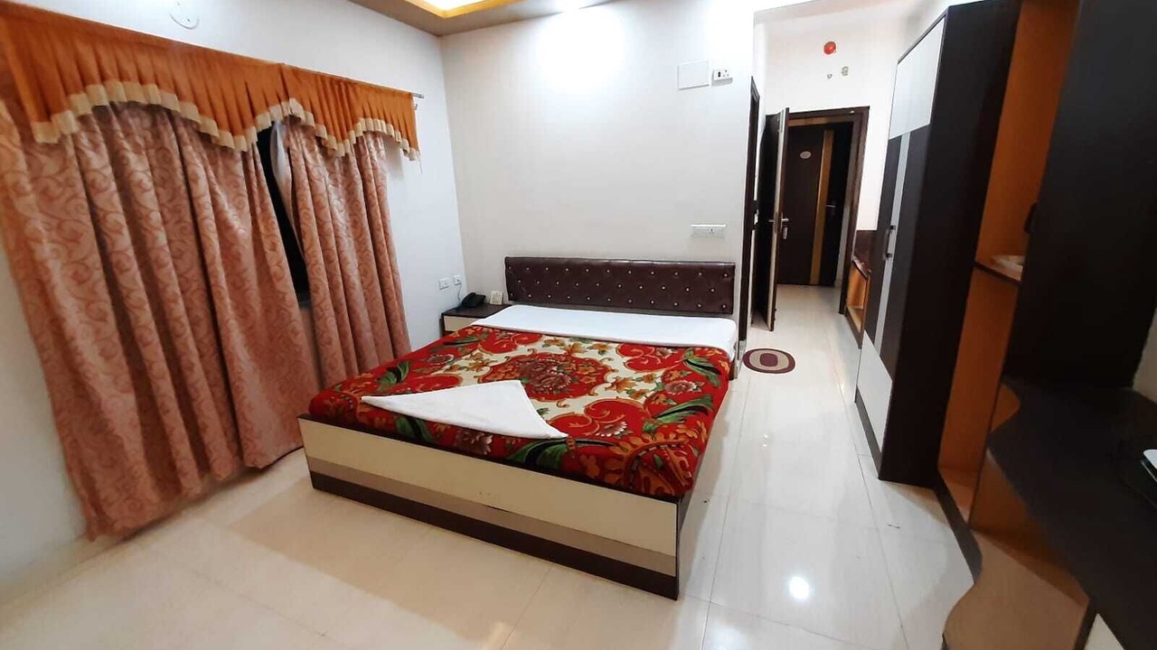 Photo of Bedroom in Berhampore