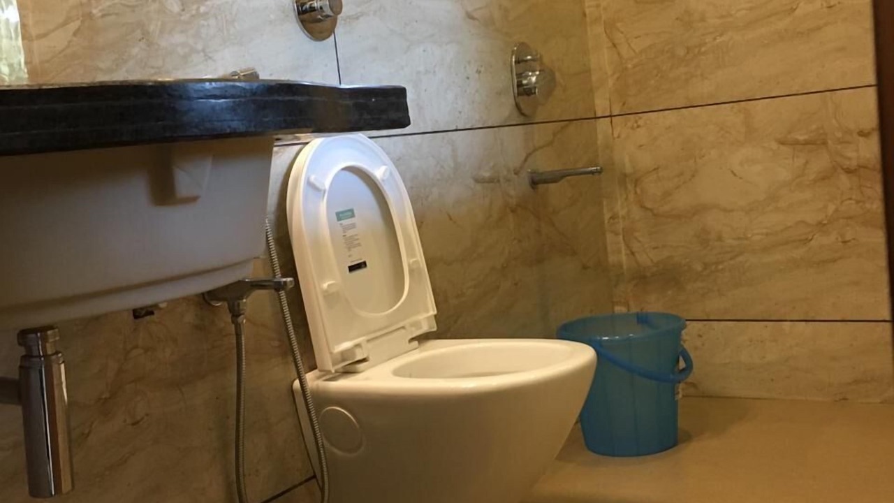 Photo of Bathroom in Abu Road