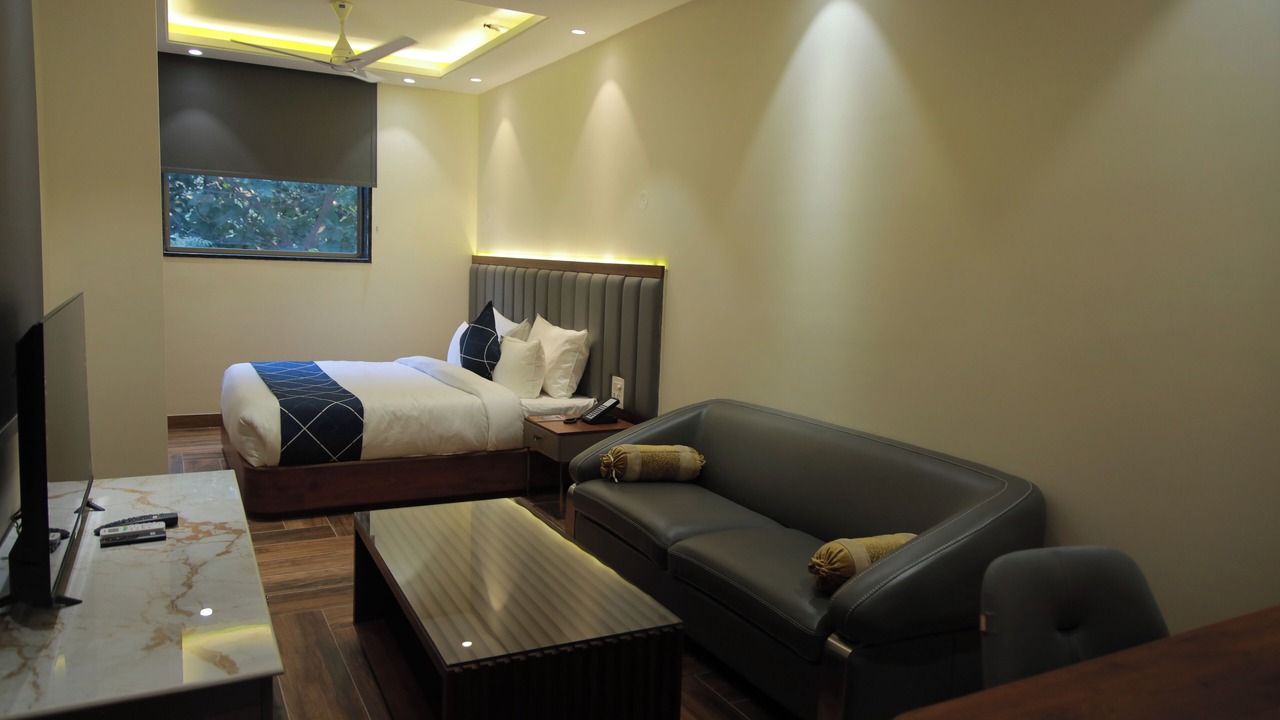 Photo of Bedroom in Sector 51