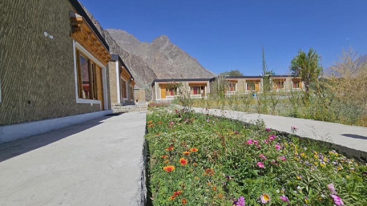 Photo of Outdoor in Hunder