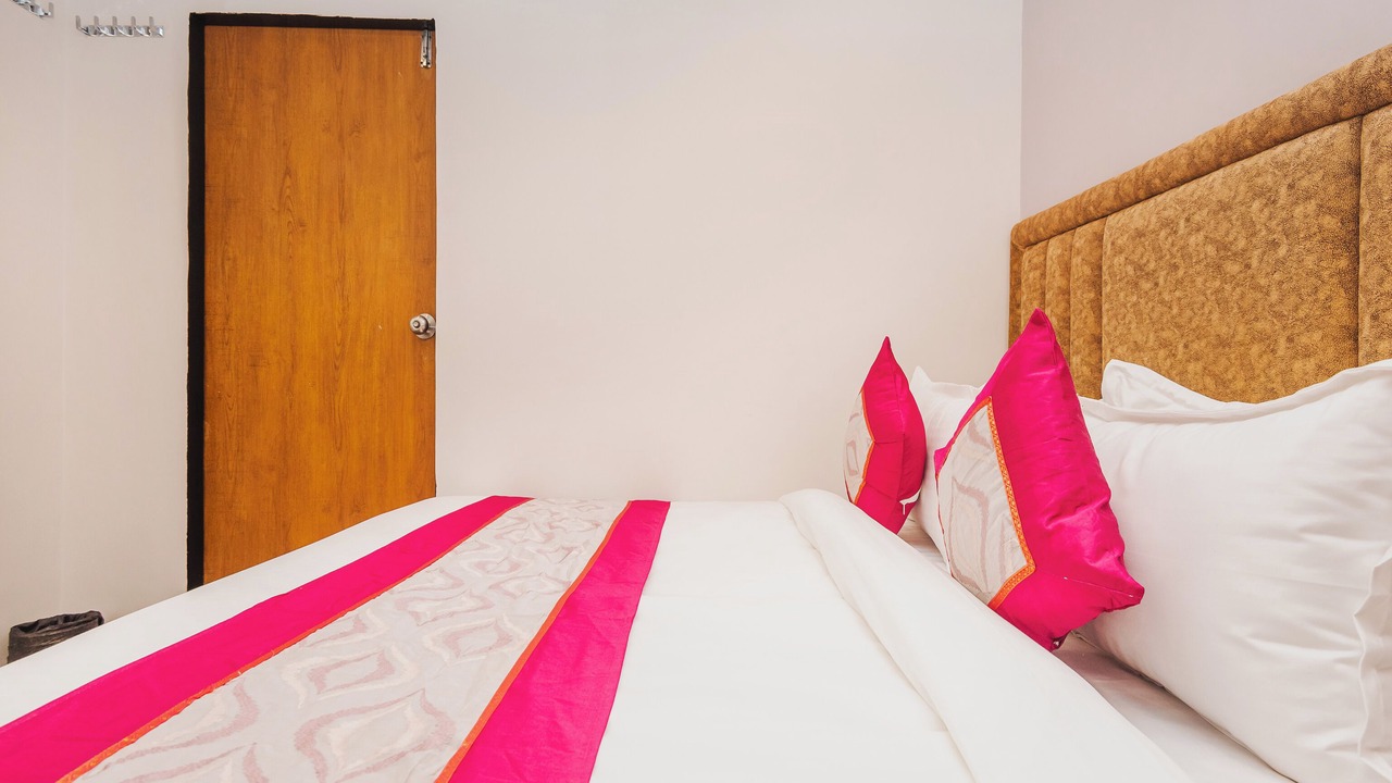 Photo of Bedroom in Marol