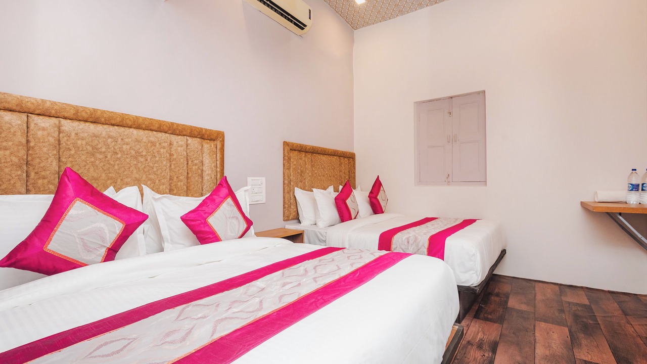 Photo of Bedroom in Marol