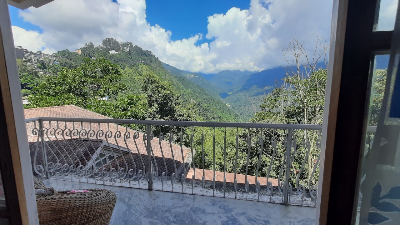 Photo of Patio Balcony in Gangtok