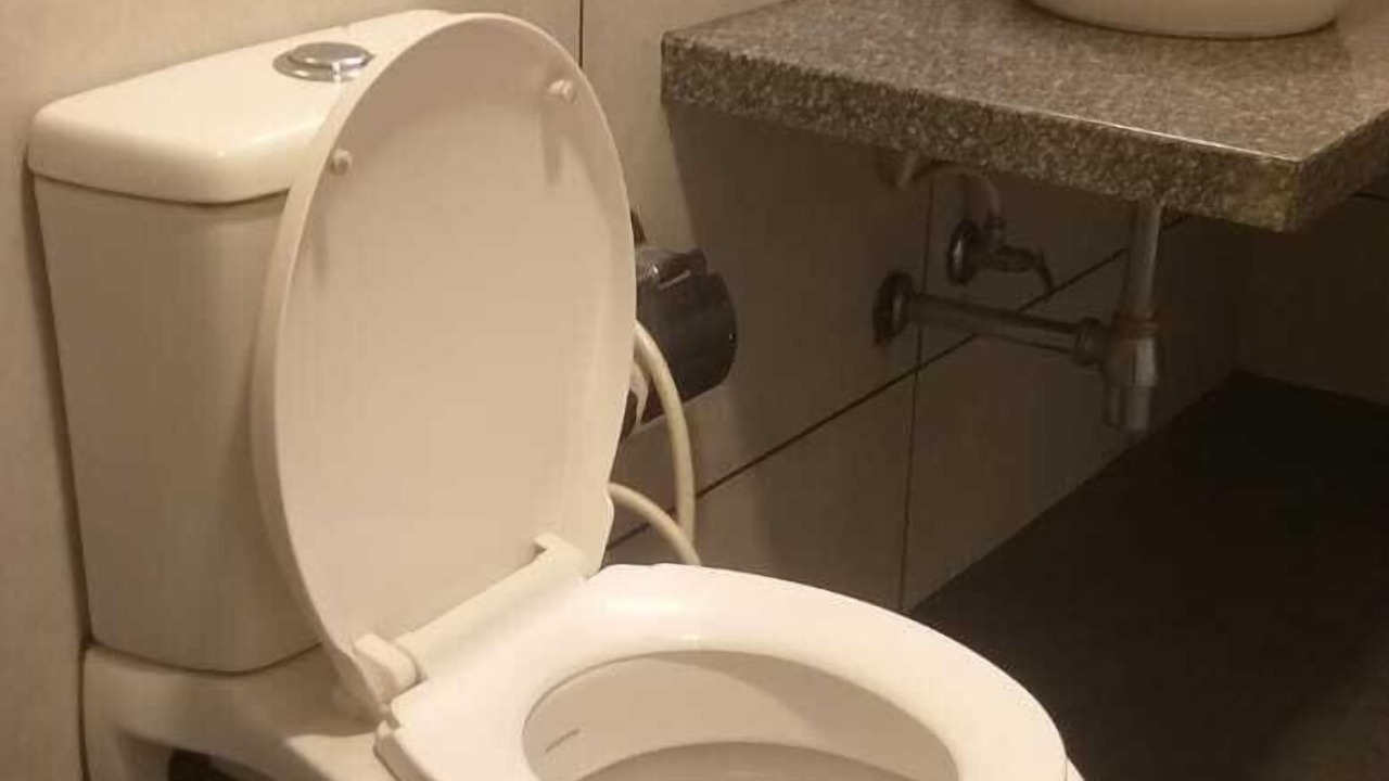 Photo of Bathroom in Devrukh