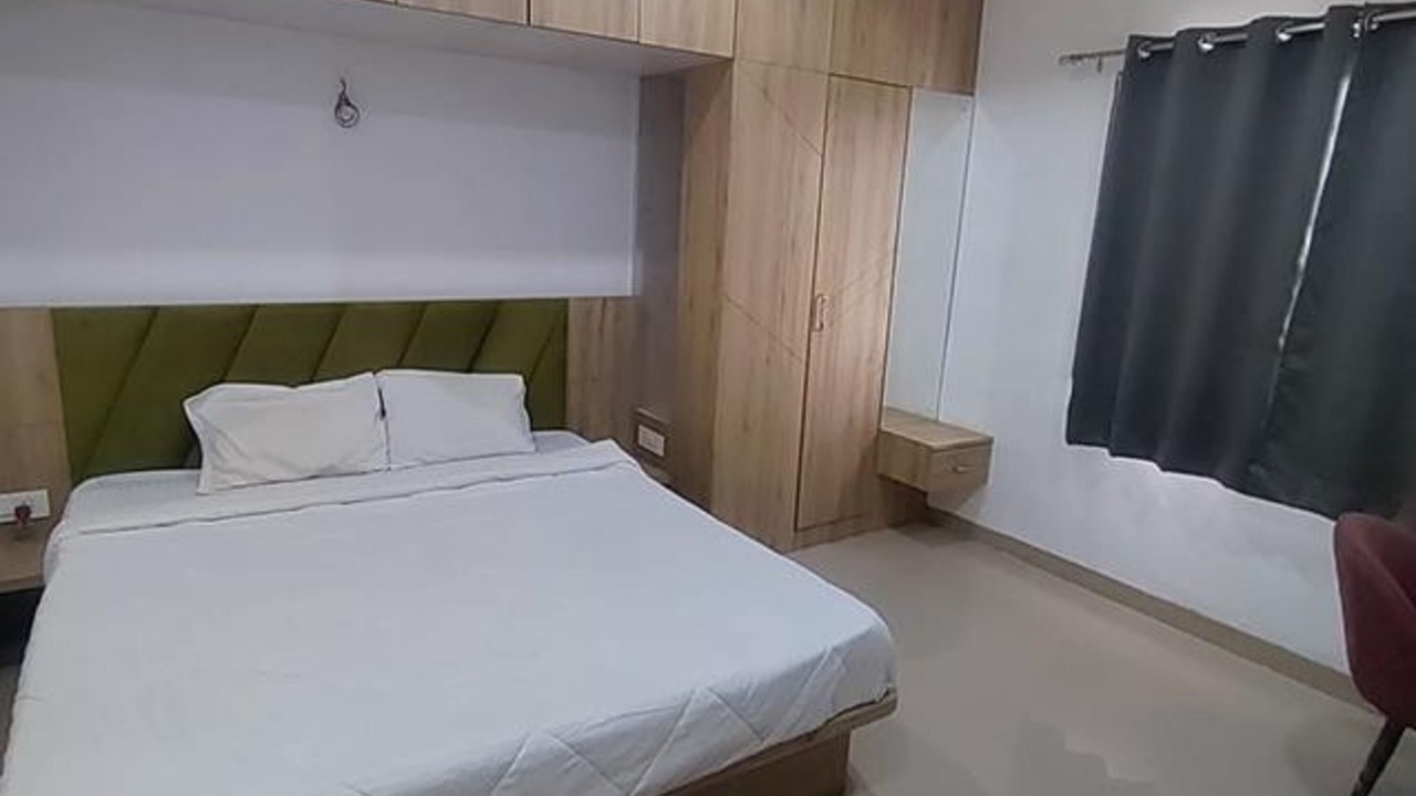 Photo of Bedroom in Daulatabad