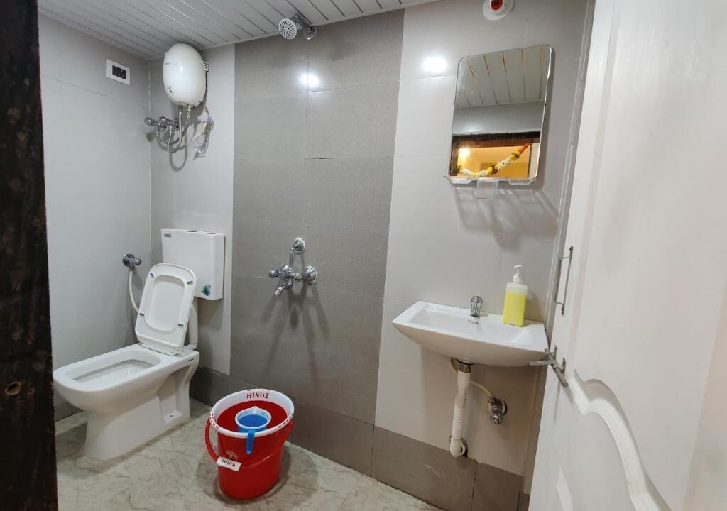Photo of Bathroom in Amarnath