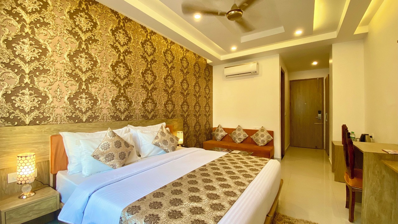 Photo of Bedroom in Tapovan