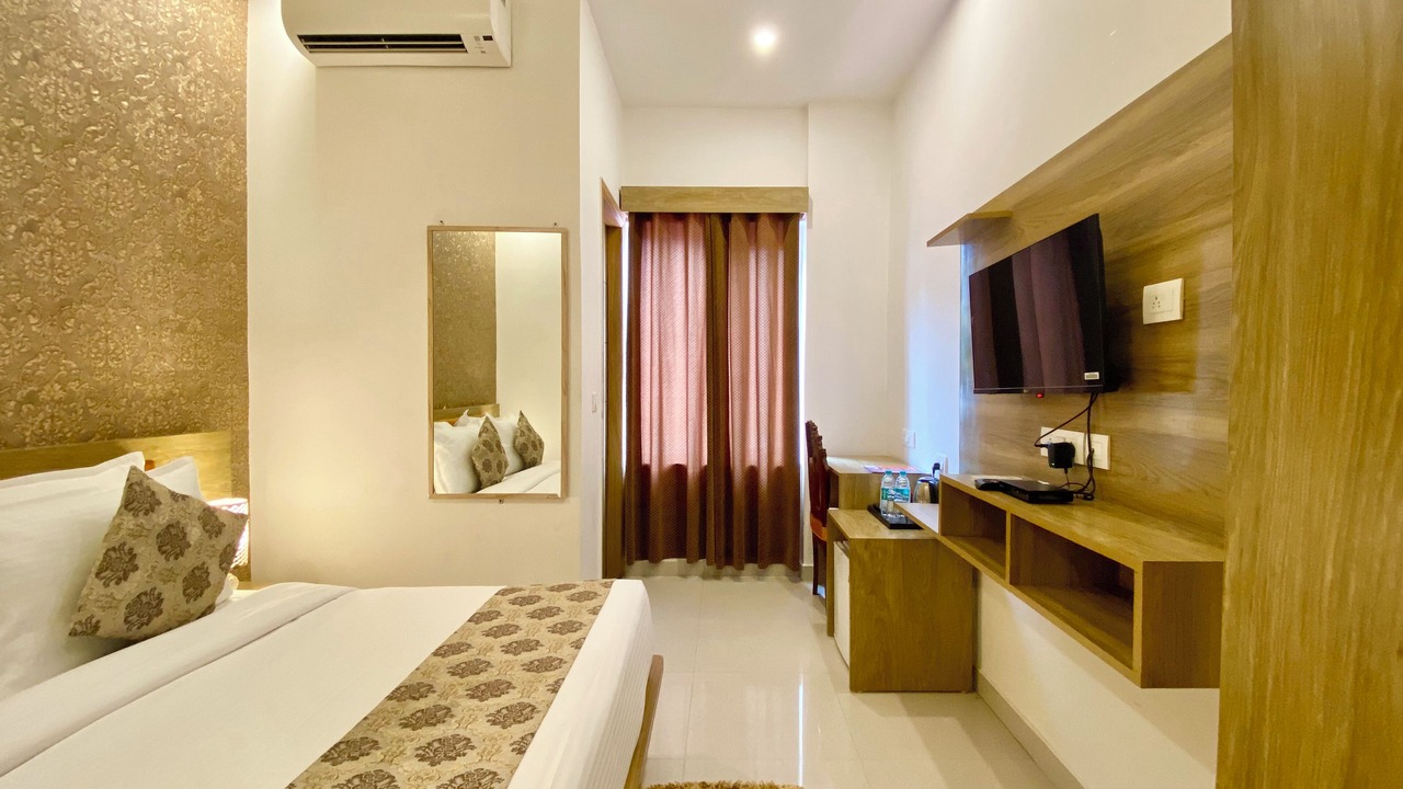 Photo of Bedroom in Tapovan