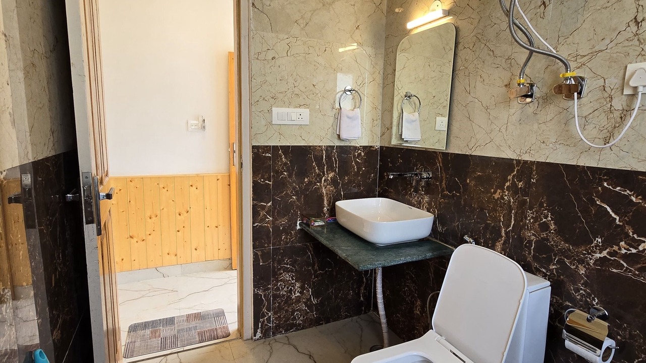 Photo of Bathroom in Burwa