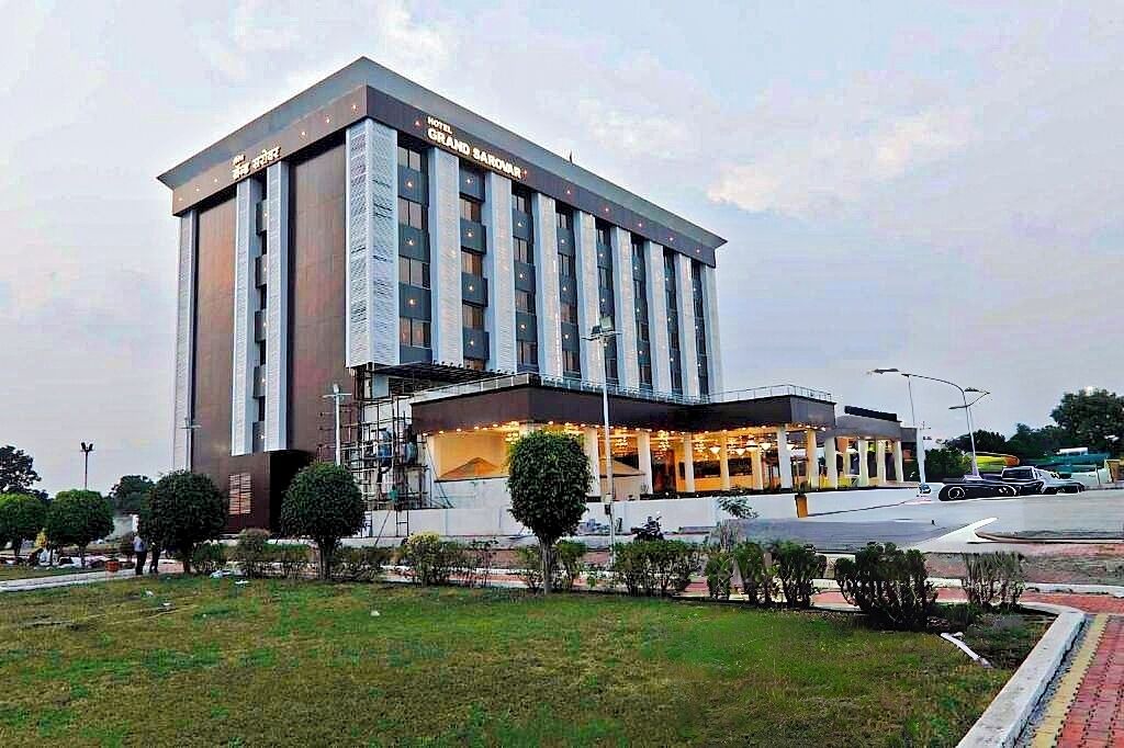 Photo of Outdoor in Maliwada